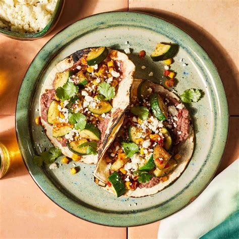 High-Fiber Dinners Perfect for Spring (& Shopping List!)