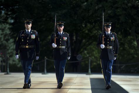 Army Honor Guard soldiers, 3rd U.S. Infantry Regiment, known as "The ...