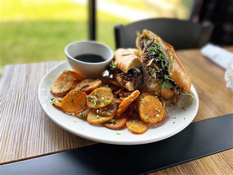 Knotty Barrel Supper Club (@knottybarrelsupperclub) • Instagram photos ...