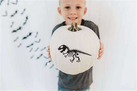 Easy Pumpkin Painting Ideas for Kids with FREE .SVG Pumpkin Stencils ...