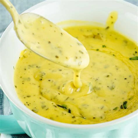 Quick & Easy Bearnaise Sauce Recipe Using Mayonnaise