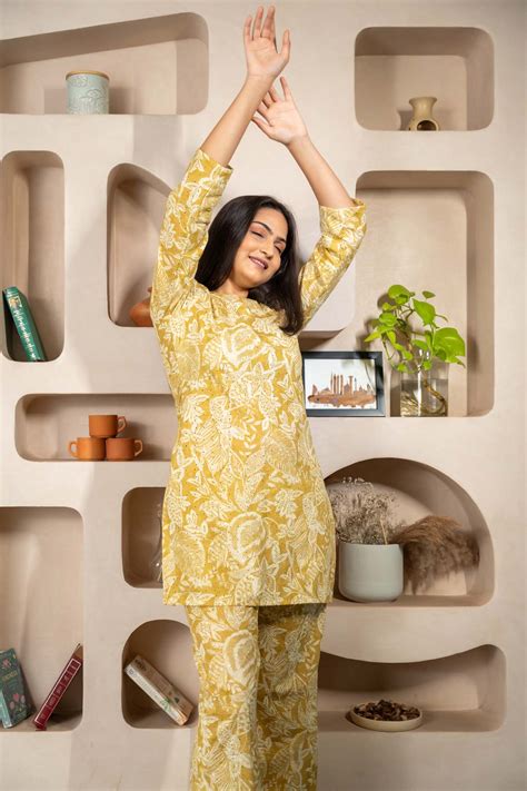 Buy Eesha Gupta Co-ord Sets for women online at ScrollnShops
