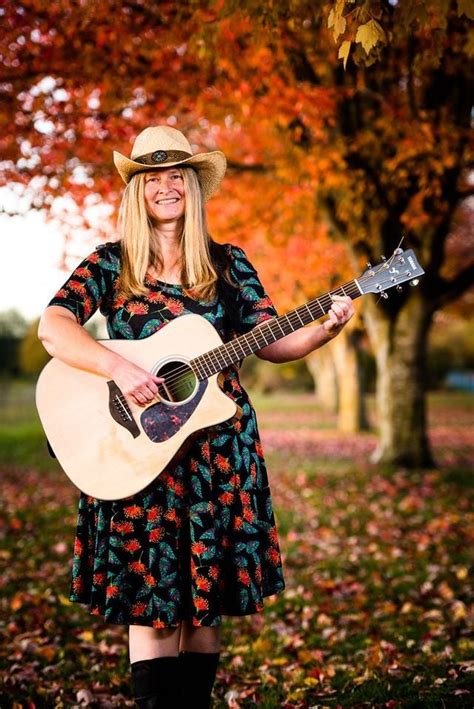 Lisa Temcov@SkylarksBellingham-Indoors-Fairhaven, Skylarks Hidden Cafe ...