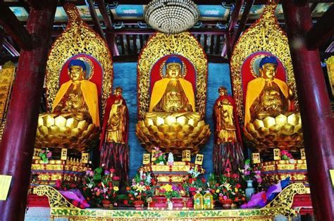 经常去寺庙，还不知道大雄宝殿中的三尊佛分别是谁？
