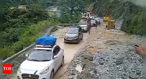 Badrinath national highway reopens after debris clearance in ...