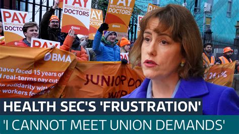 'Your place is with your patients': Health Secretary urges junior ...