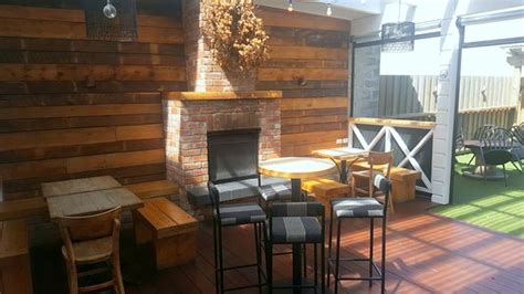 THE SPRIG AND FERN TAVERN, Petone - Restaurant Reviews, Phone Number ...