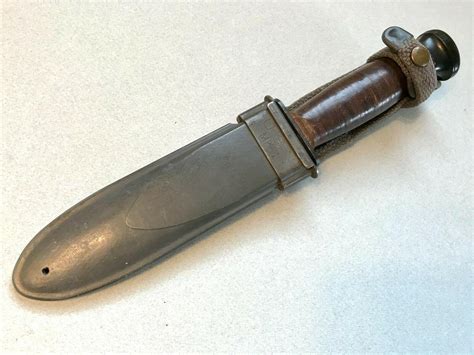 Original WWII USN Mark 1 U.S. Navy Mk 1 Camillus Combat Knife w/ MK. 1 Scabbard | #3925525759