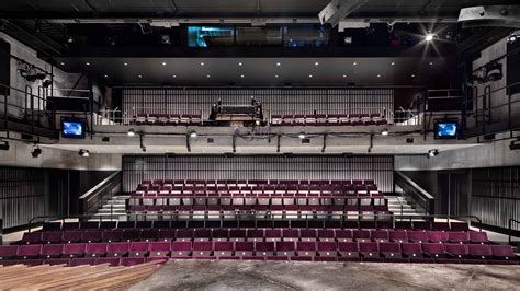 MCC剧院纽约 | 富拉麦提亚扶手椅 | 剧院专用意大利设计