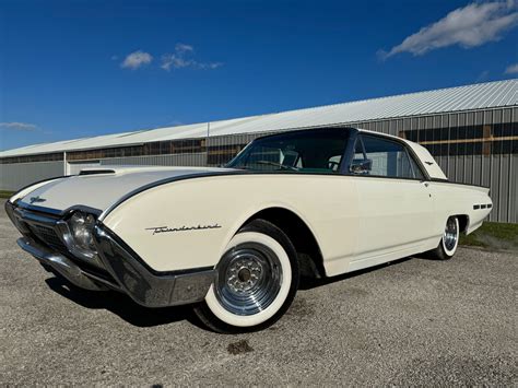 1962 Ford Thunderbird | Classic & Collector Cars