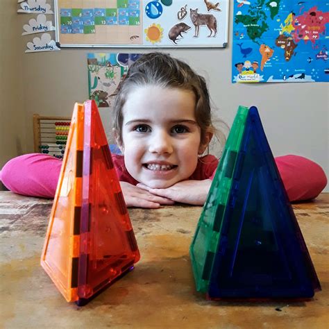 Discovery Pyramids 的图像结果