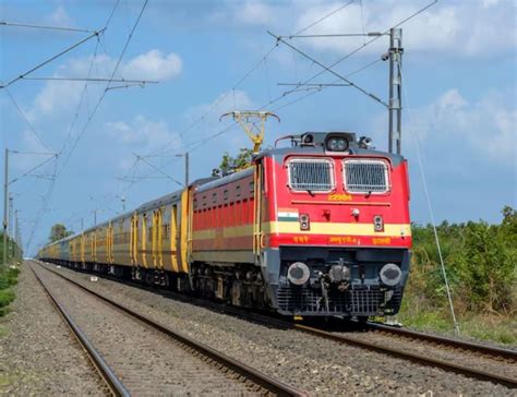 Charlapalli to Visakhapatnam Special Trains Schedule – Hyderabad Mail
