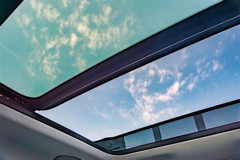 Sunroof Install 的图像结果