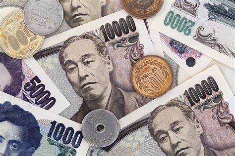 A Traveler's Guide to Japanese Currency: The Yen