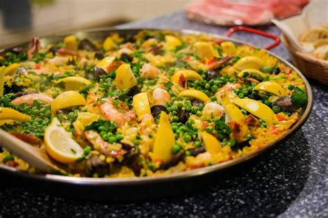 Food and Dining in San Sebastian - San Sebastian travel guide - Go Guides