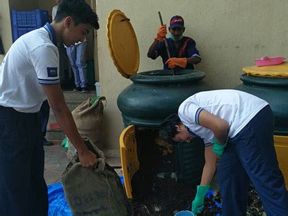 BKC school dumps old ways, recycles 3K-kg waste at Dhirubhai Ambani ...