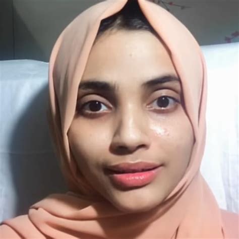 Yourskinpharmacist by hajra's Amazon Page