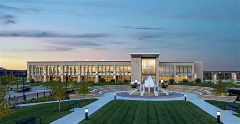 Ankeny Kirkendall Public Library - OPN Architects