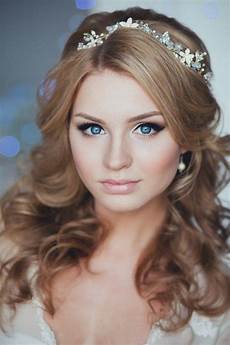 Wedding Hairstyles With Headband And Curls by 25 Most Coolest Wedding Hairstyles With Headband Wedding Hairstyles With Headband And Curls