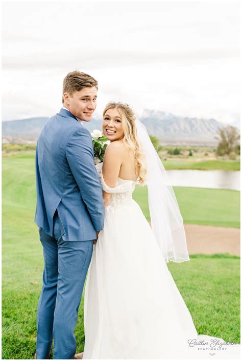Lauren and Cooper's October Wedding at the Prairie Star Restaurant in ...