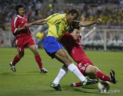 奥运女足小组赛-中国VS巴西 对手半场轰2球_凤凰网