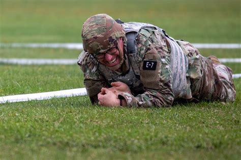 Eight Soldiers receive Expert Field Medical Badge in 3rd annual USAR competition | Article | The ...