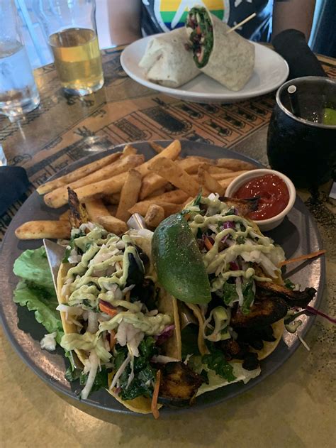 Iron Bay Restaurant & Drinkery - Marquette Michigan Restaurant - HappyCow