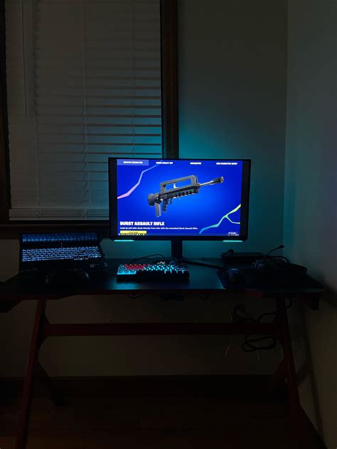 Computer Box Monitor Full Screen 的图像结果