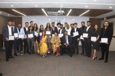 GIA India Conducts Gemology Graduation Ceremony in Mumbai