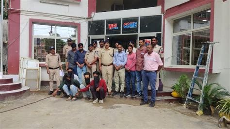 MP: Five Drug-Peddlers Held, Brown Sugar Worth Rs 60K Seized Sendhwa