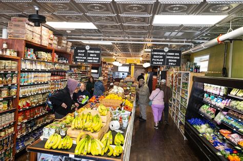 Michigan is home to the oldest family-owned grocery store in the U.S ...
