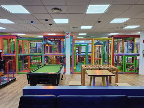 Diacoro Family Park – Parque de bolas Diacoro Family Park en Alcalá de ...