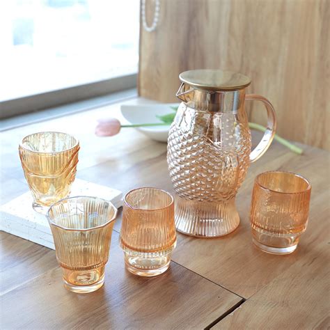 UMAI Borosilicate Glass Water Jug with Lid (1100ml) & 4 Assorted Glass ...