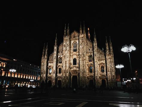 Built Structure, Illuminated, Milano, Building, Cathedral, Church, Milan, Building Exterior ...