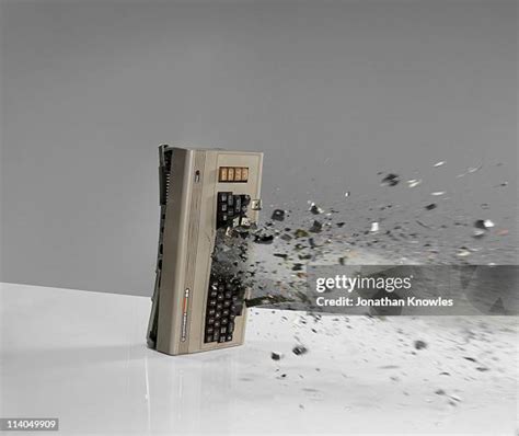 Computer Old Exploding 的图像结果