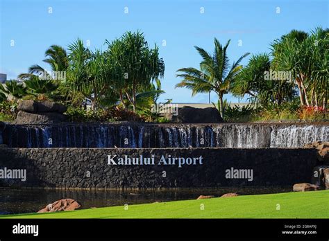 KAHULUI, HI -27 MAY 2021- View of the terminal at the Kahului Airport ...