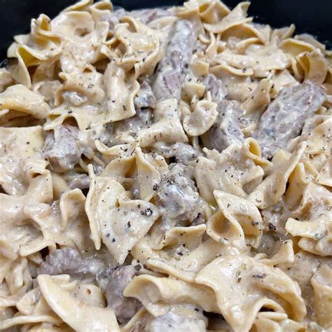 Creamy Beef Stroganoff Without Mushrooms (Skillet Recipe) | Powell ...