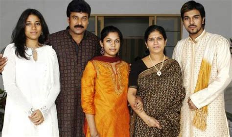 Chiranjeevi Wiki, Movies,affairs, Biodata, Contact-info, Family, News, OMG
