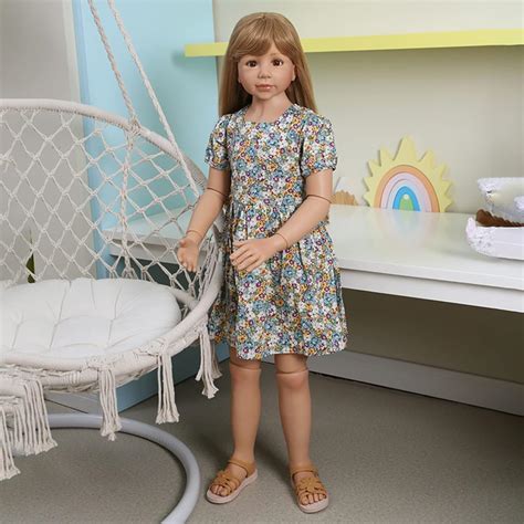 Amazon.co.jp: リボーンドール 120cm 5～6歳の女の子人形 子供服モデル 座ったり立ったりできる : おもちゃ