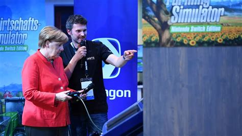Angela Merkel Farming Simulator 的图像结果