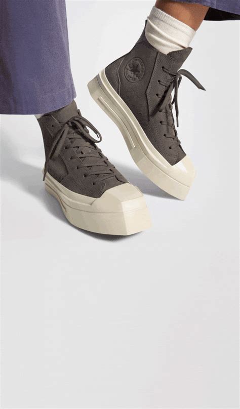 De Luxe Squared