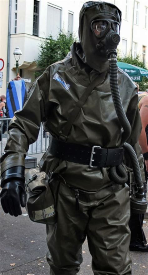 Pin by 奕莹 肖 on radiation suit | Hazmat suit, Motorcycle suit, Rubber ...