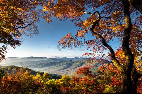 秋天大自然风景图片,秋天乡村田野图片 - 伤感说说吧