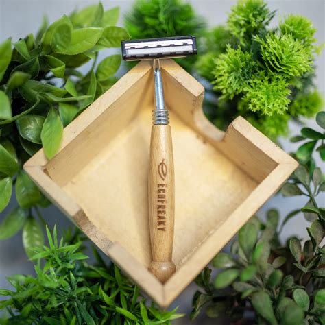 EcoFreaky Bamboo Razor