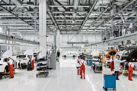 小米汽车工厂一期项目厂房已基本成型 预计今年6月完工--快科技--科技改变未来