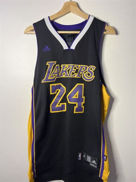 Lakers NBA Kobe Bryant Jersey for Sale in Anaheim, CA - OfferUp