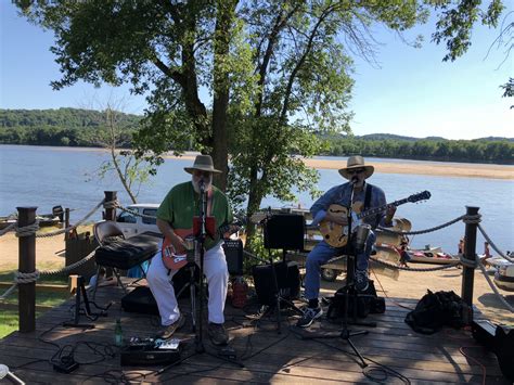 Entertainment- Wisconsin Riverside Resort | Spring Green WI Resort