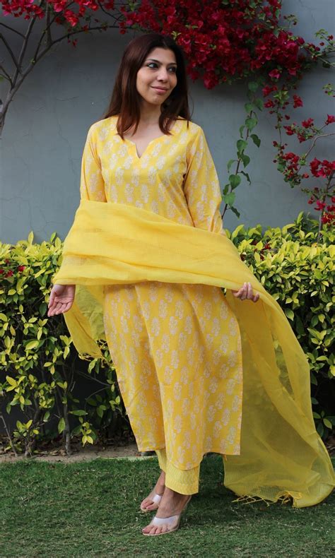 Cotton Sanganeri Print Yellow Suit Set with Kota Doria Dupatta – Baareeki