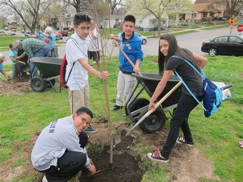 Help Environment in Local Communities 的图像结果