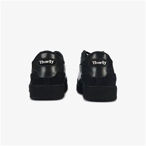 Thaely | Y2K PRO { BLACK – Superkicks